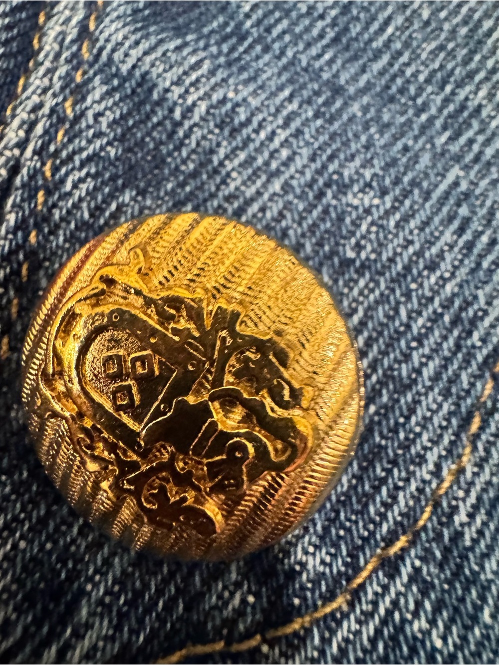 Exquise High-Rise Wide-Leg Sailor Denim Jeans with Gold Button Detail - Picture 3 of 6